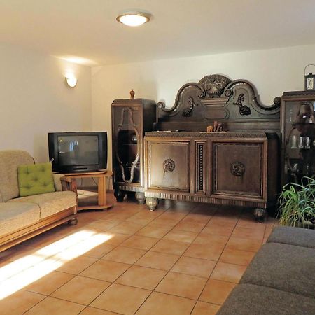 2 Bedroom Gorgeous Home In Hachenburg Bagian luar foto